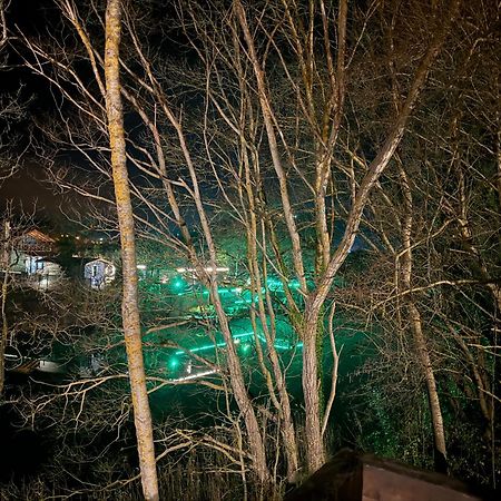 Tas Mahall Luxury Hotel Ağva Eksteriør bilde