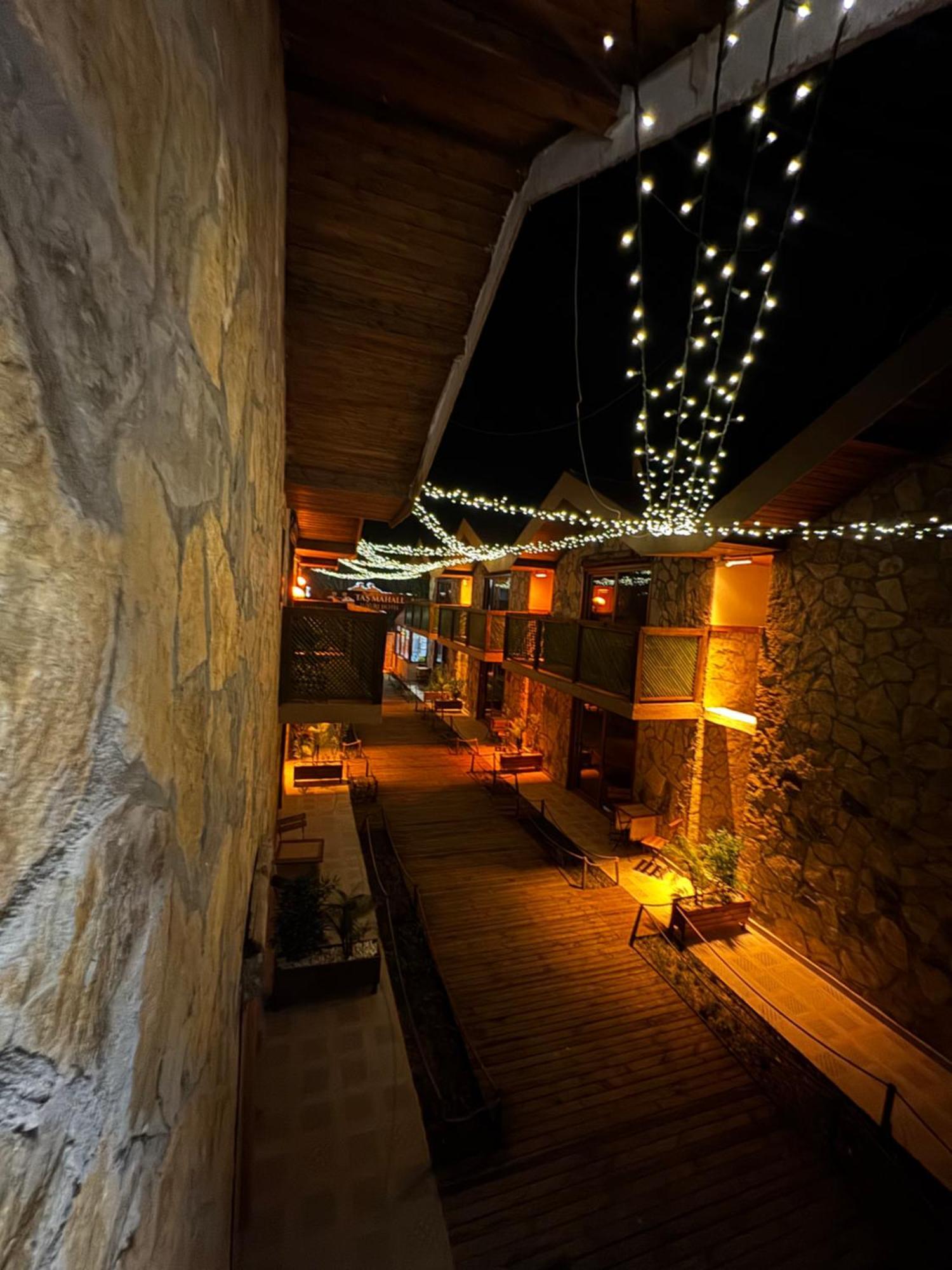 Tas Mahall Luxury Hotel Ağva Eksteriør bilde