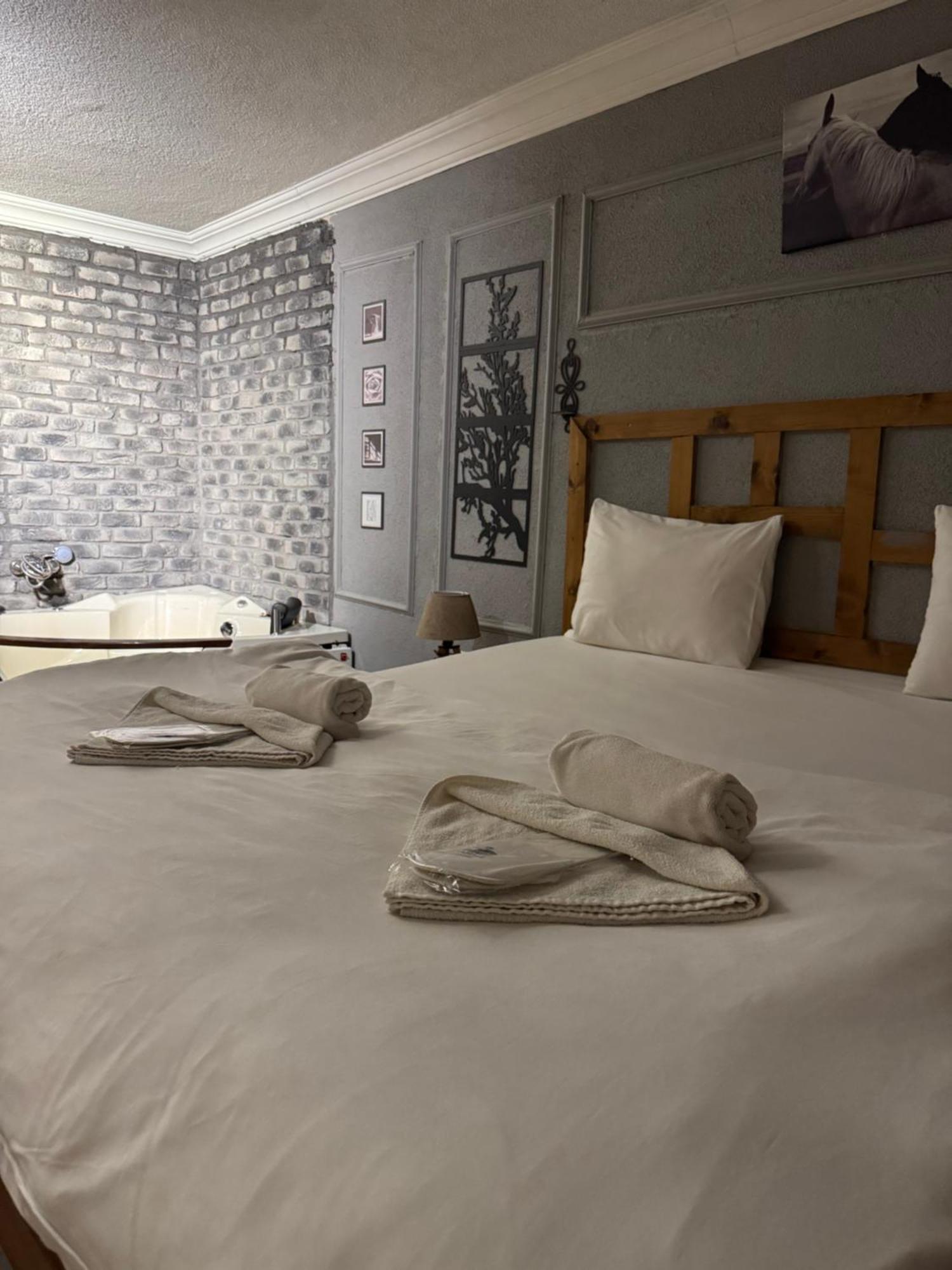 Tas Mahall Luxury Hotel Ağva Eksteriør bilde